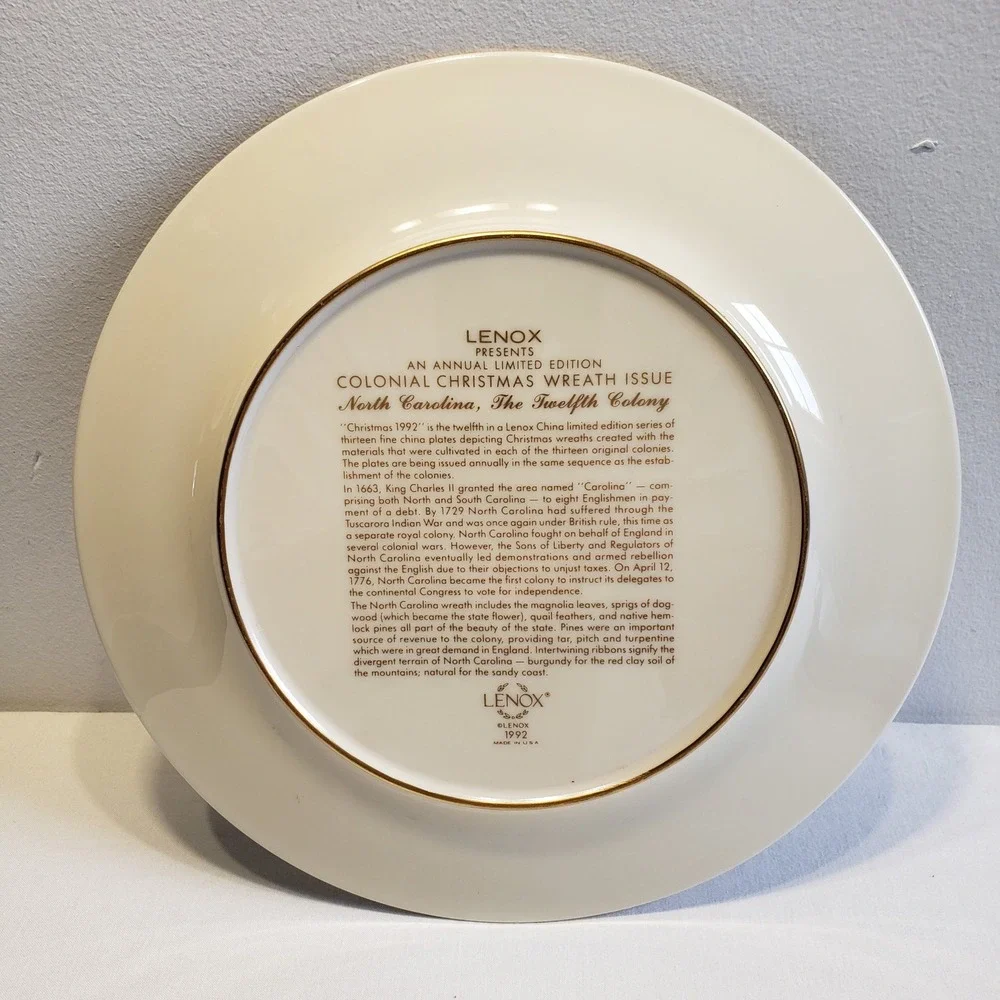 Lenox Wreath Plate 1992 North Carolina Colonial Christmas Ivory Gold